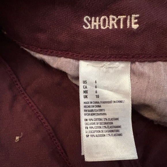 American Eagle Outfitters Shortie Burgundy Shorts Size 6 - Picture 8 of 9